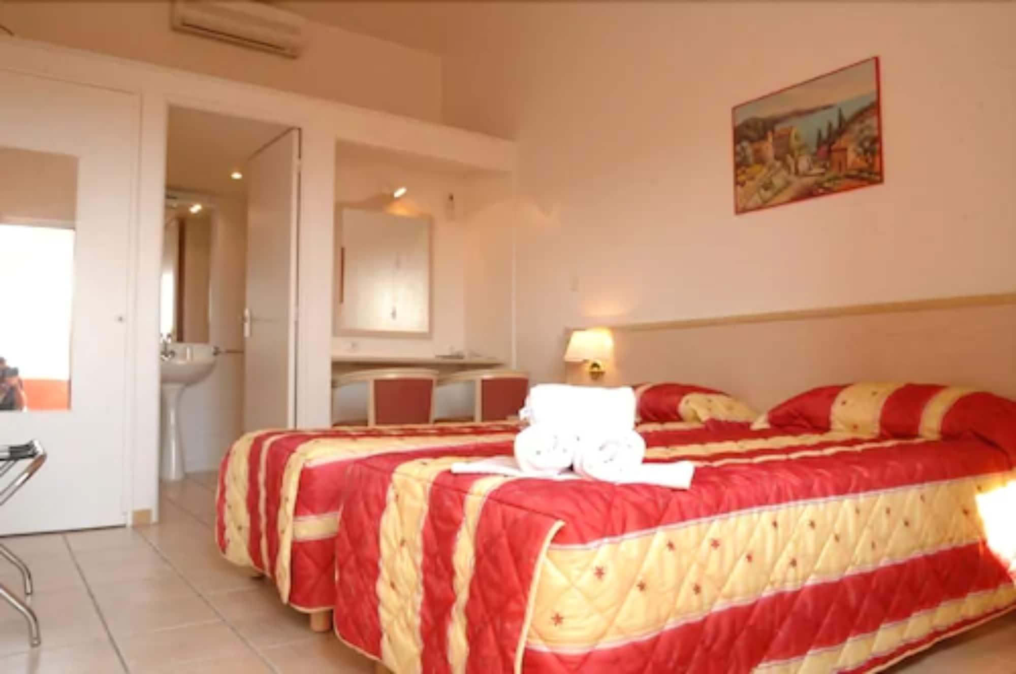 Hotel Residence San Pieru Tarcu Exterior photo