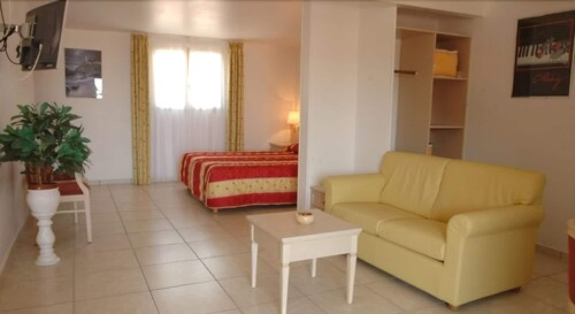 Hotel Residence San Pieru Tarcu Exterior photo